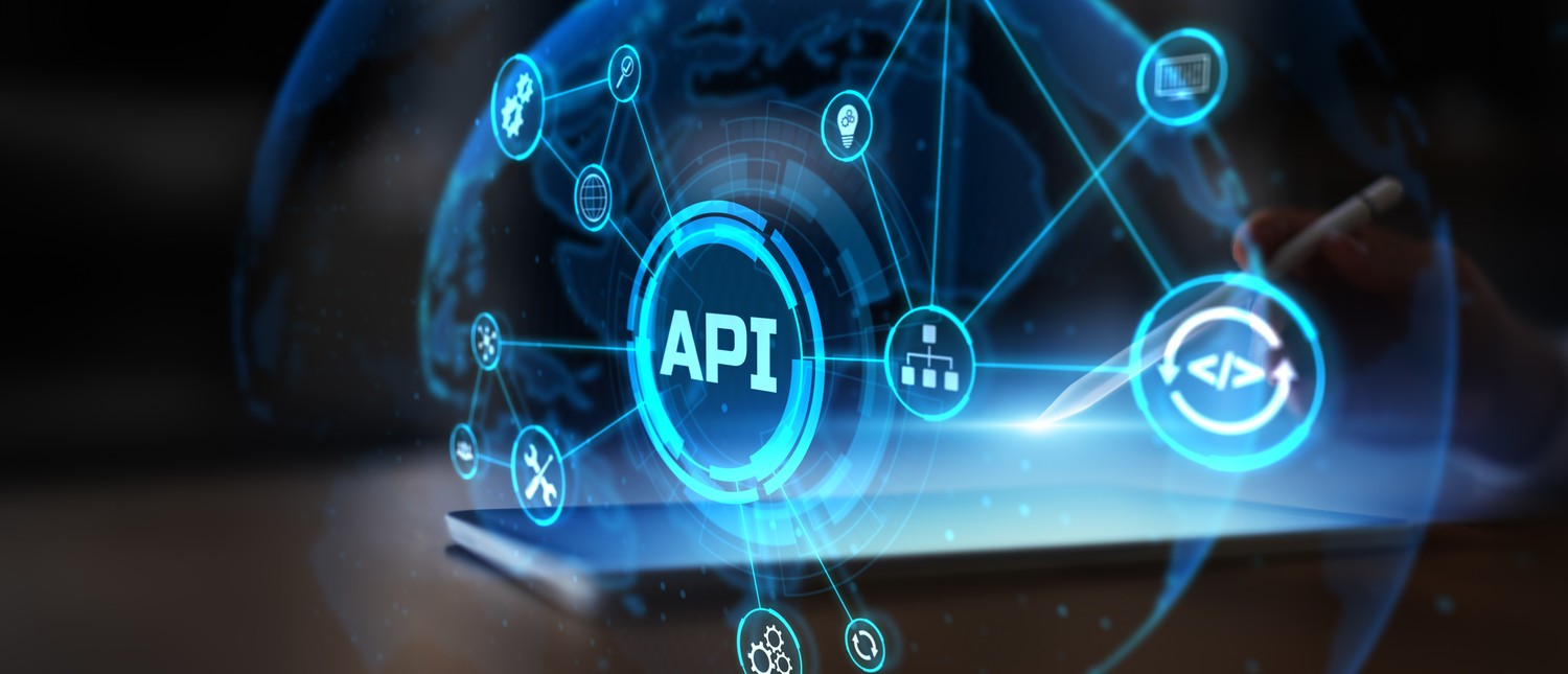 Interfaz de API conectando distintos sistemas